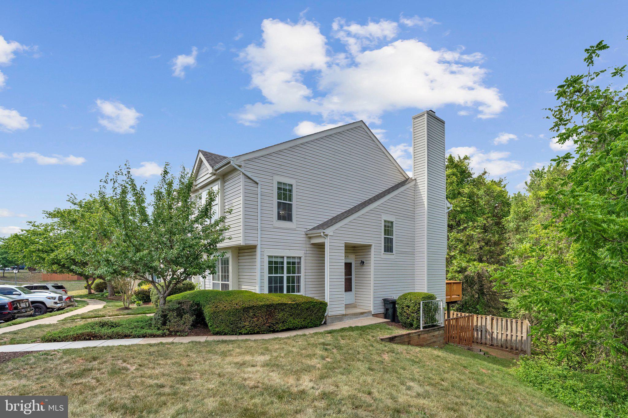 ROLLING RIDGE - Residential