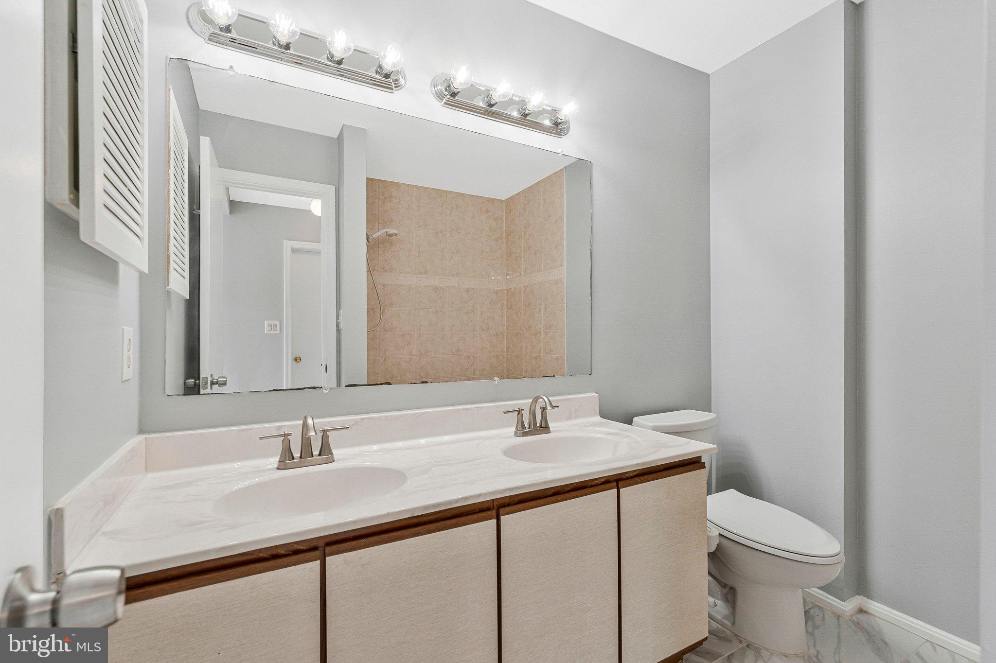 ROLLING RIDGE - Residential