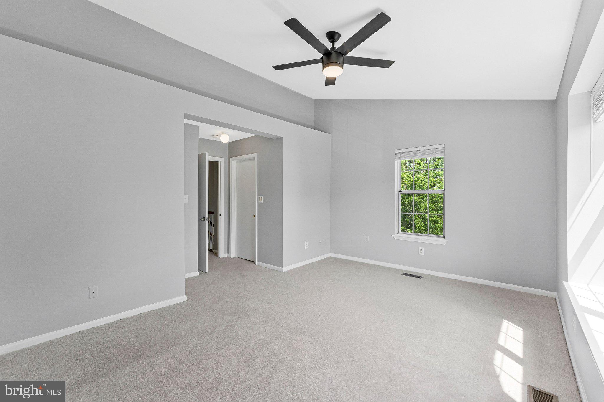 ROLLING RIDGE - Residential