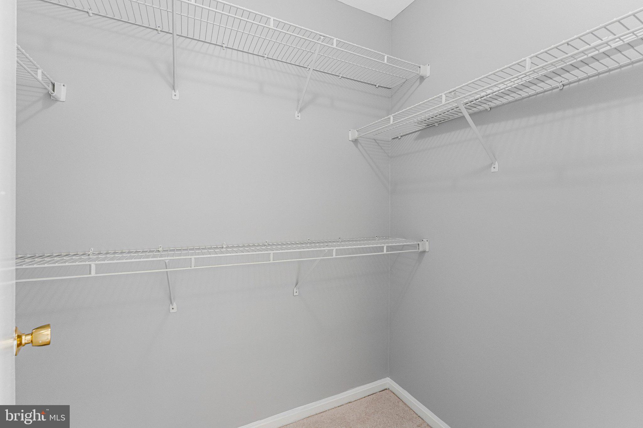 ROLLING RIDGE - Residential