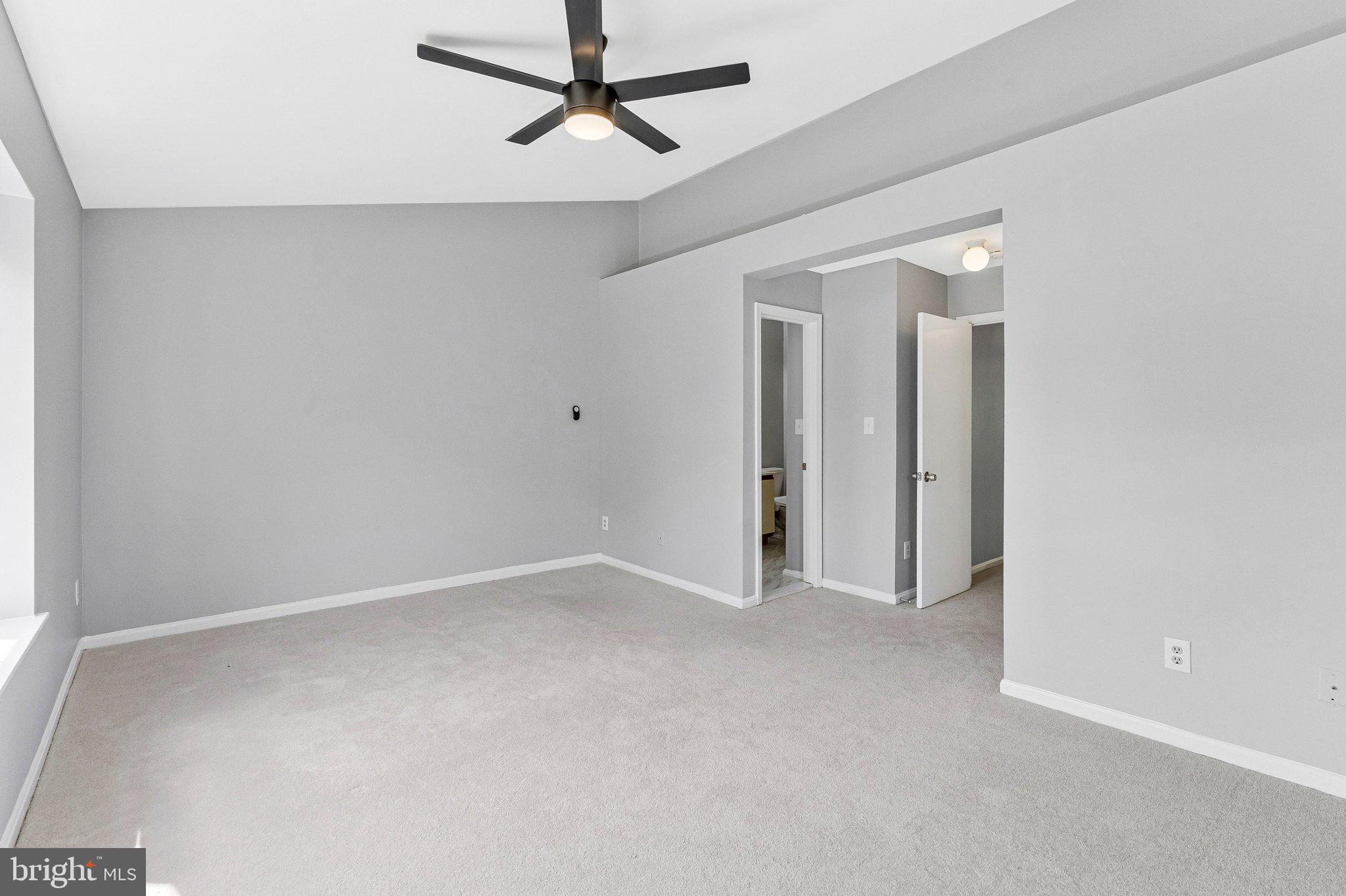 ROLLING RIDGE - Residential