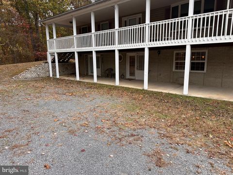 2289 POTOMAC ROAD BERKELEY SPRINGS WV 25411