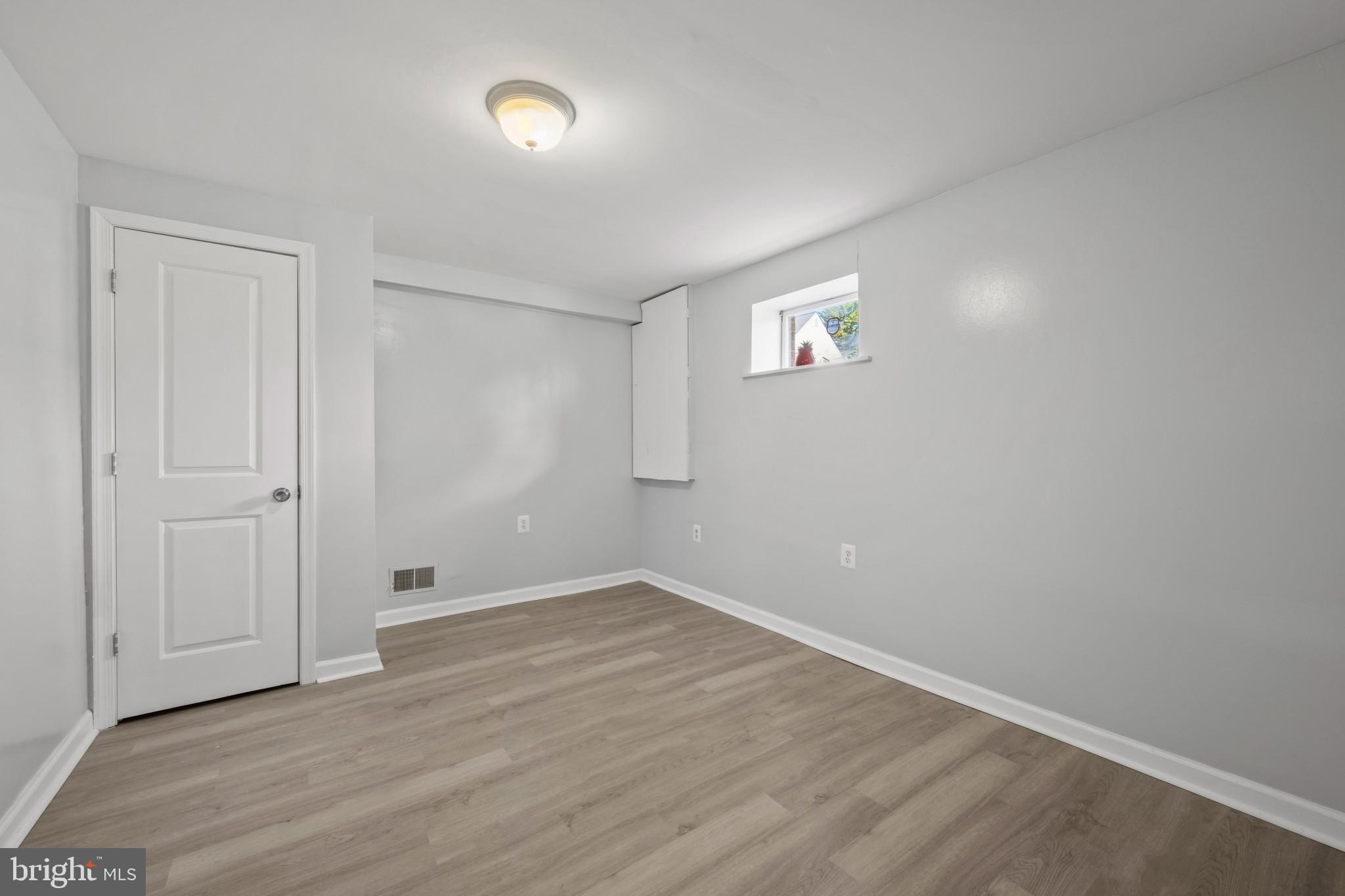 MOUNT HEBRON - Residential