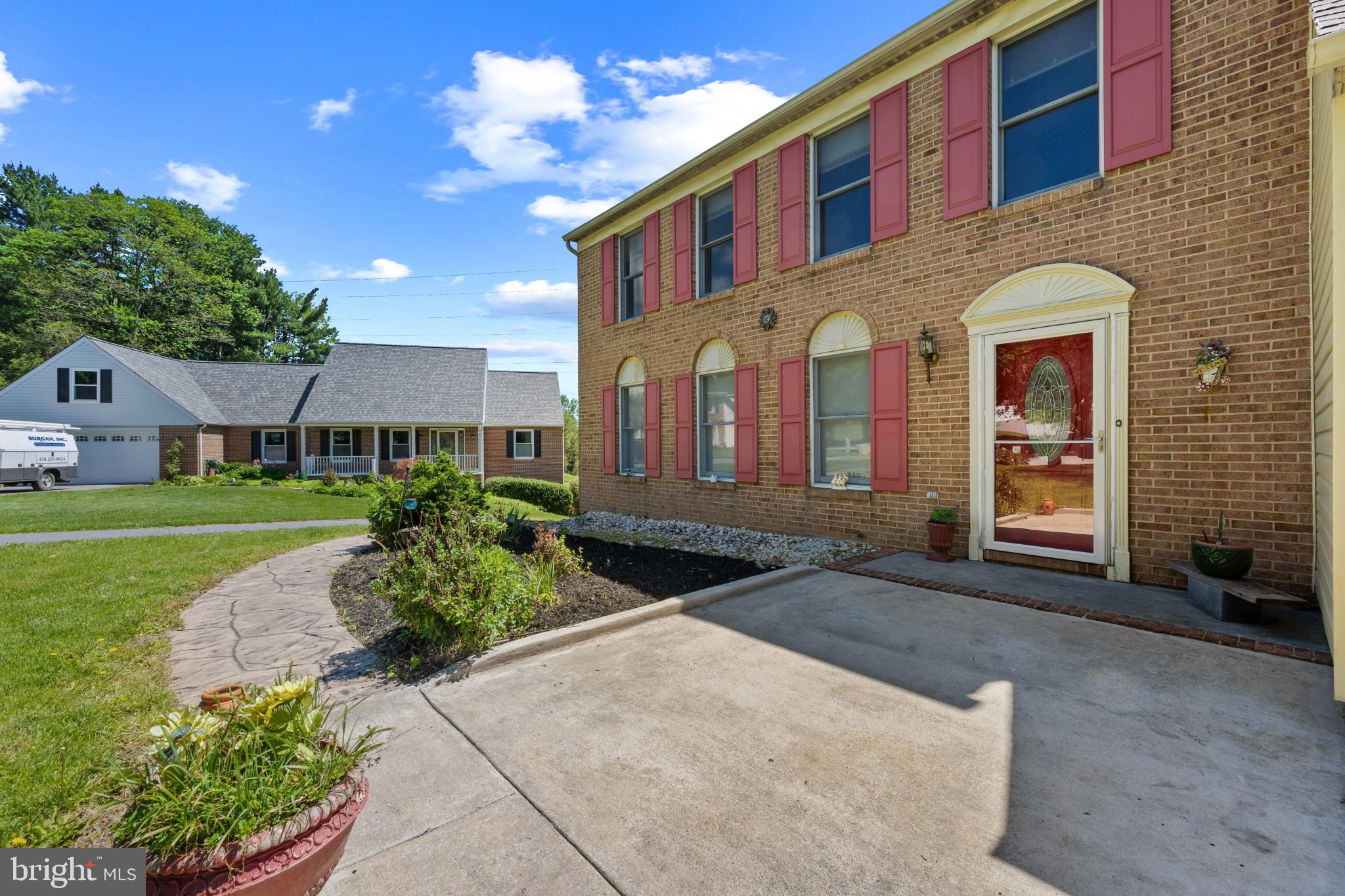 MOUNT HEBRON - Residential