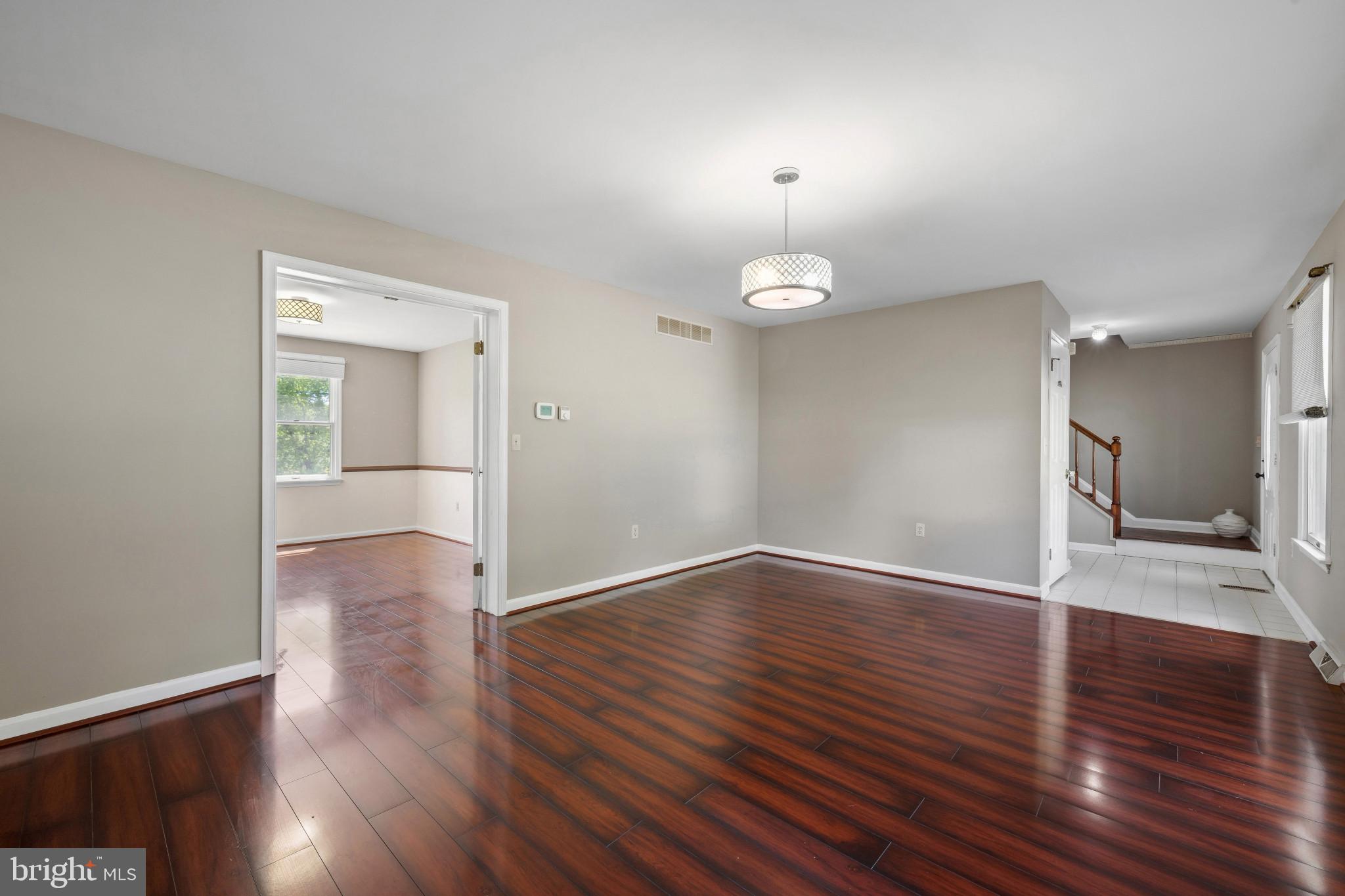 MOUNT HEBRON - Residential