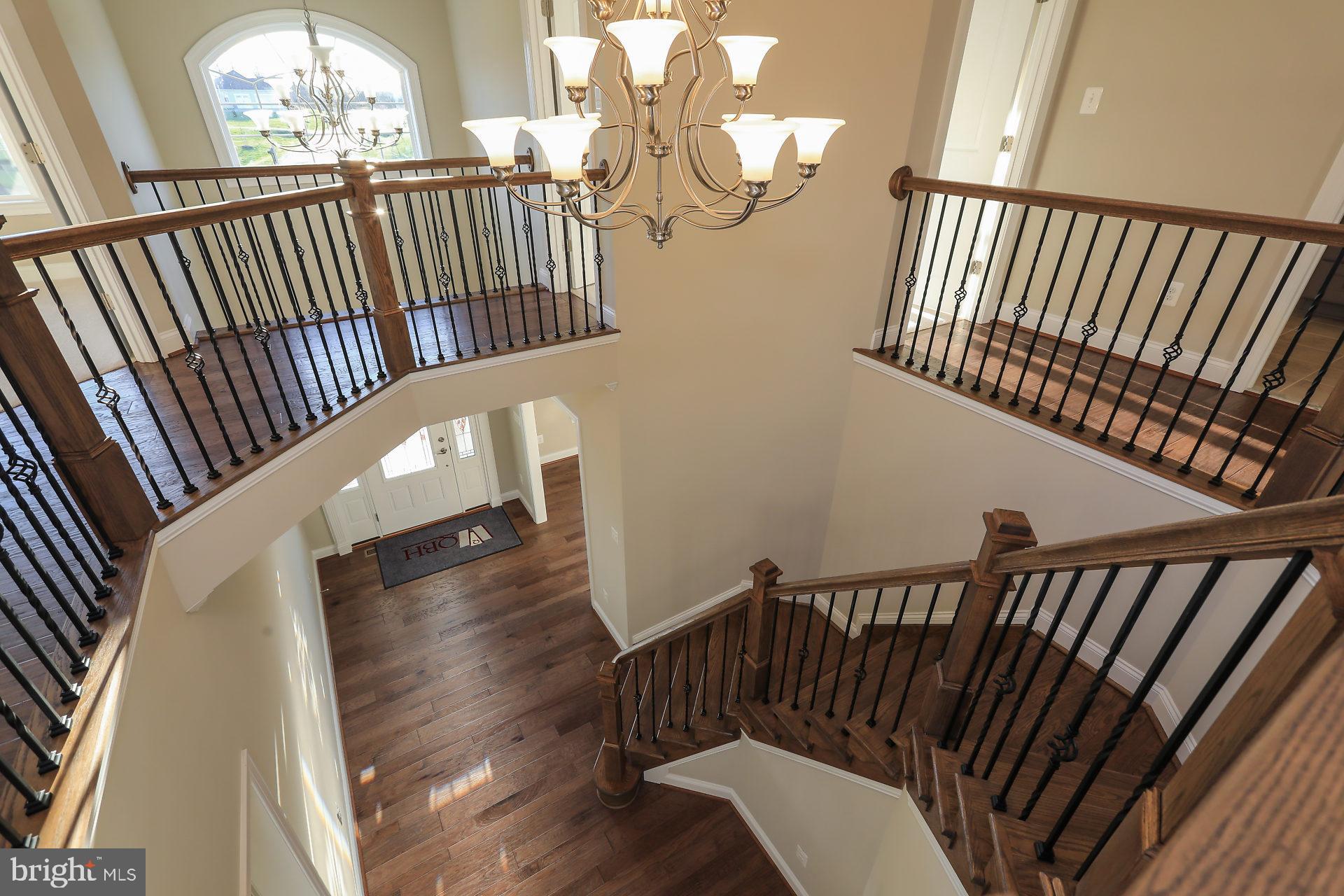 OAKLAND HALL - Residential