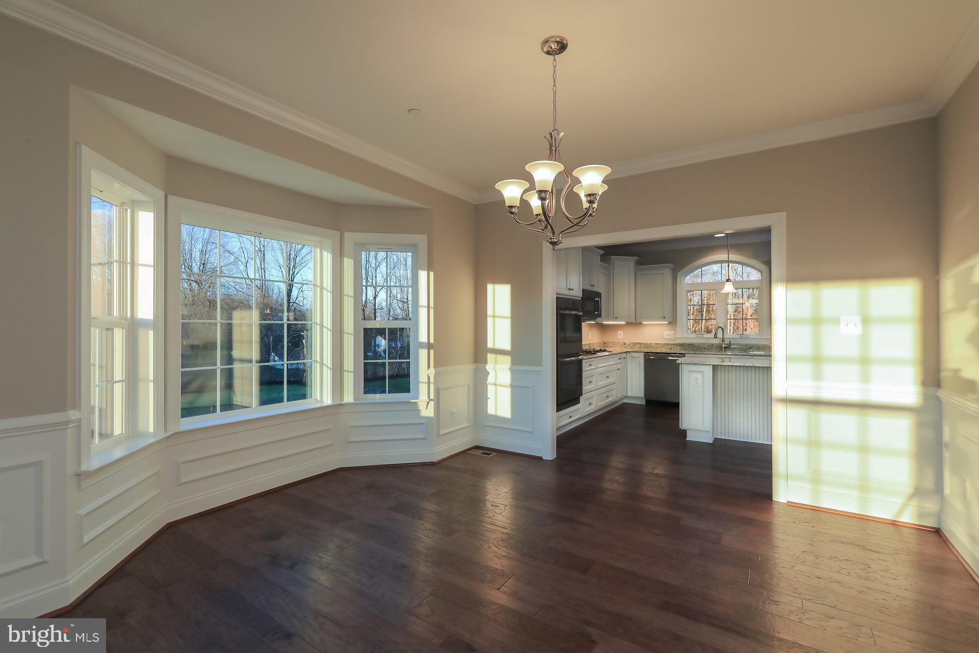 OAKLAND HALL - Residential