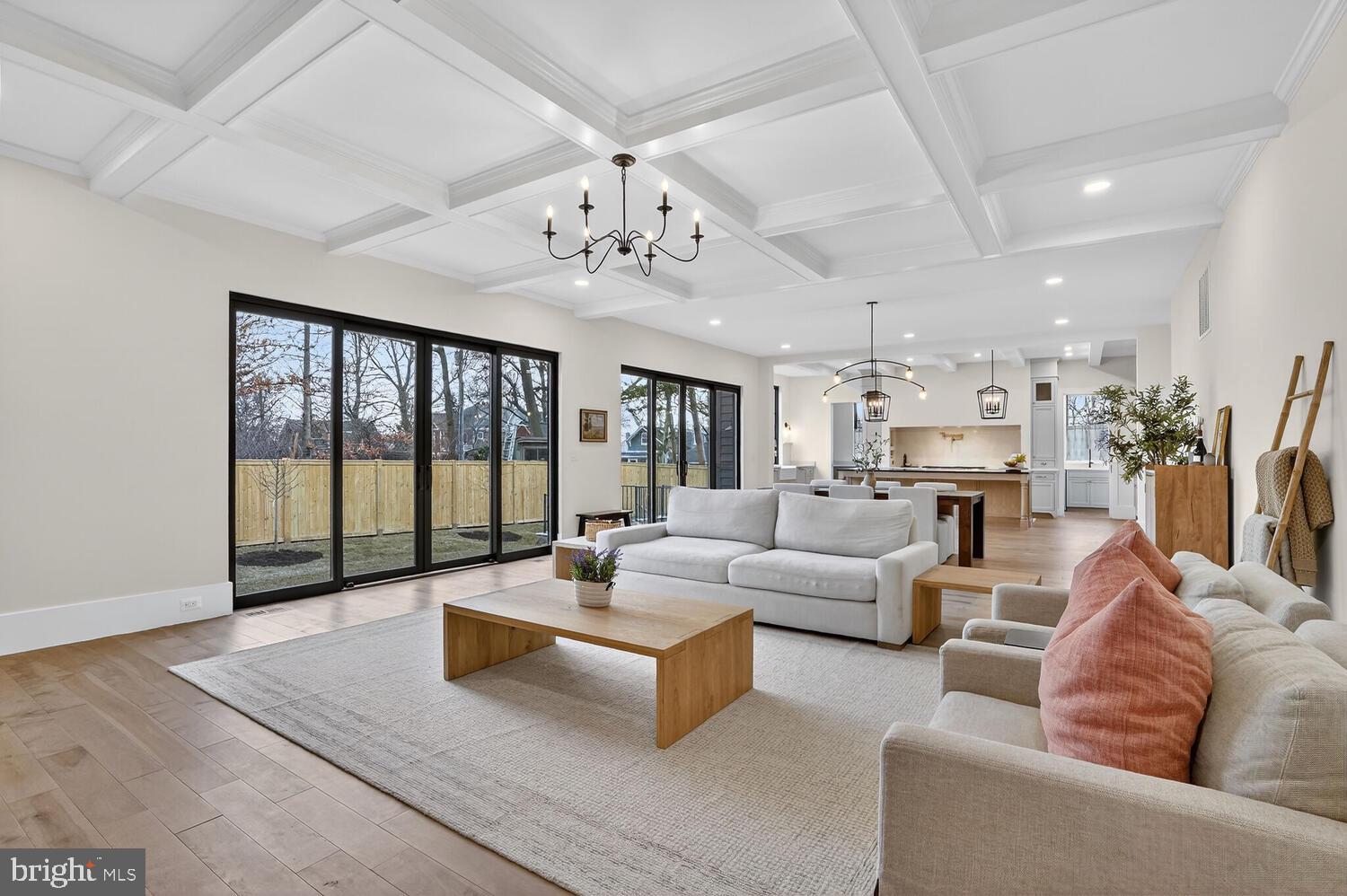 WAVERLY HILLS - Residential