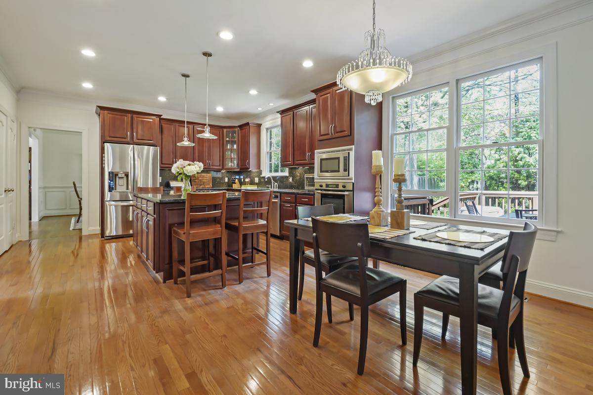 FAIRWAY HILLS - Residential