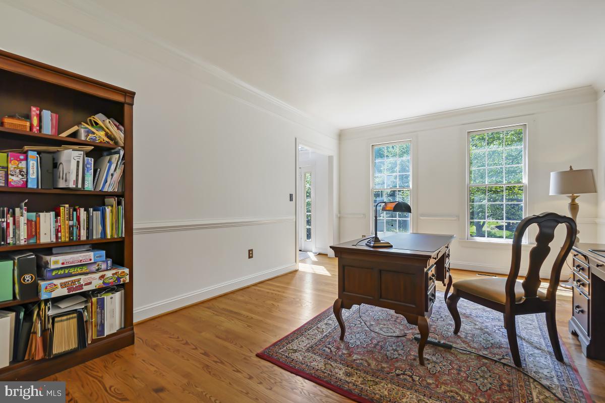 FAIRWAY HILLS - Residential