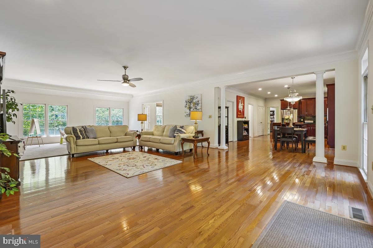 FAIRWAY HILLS - Residential