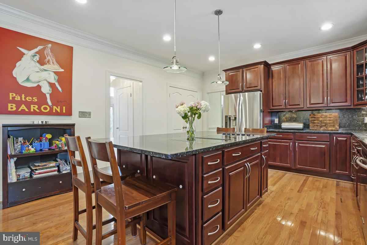 FAIRWAY HILLS - Residential