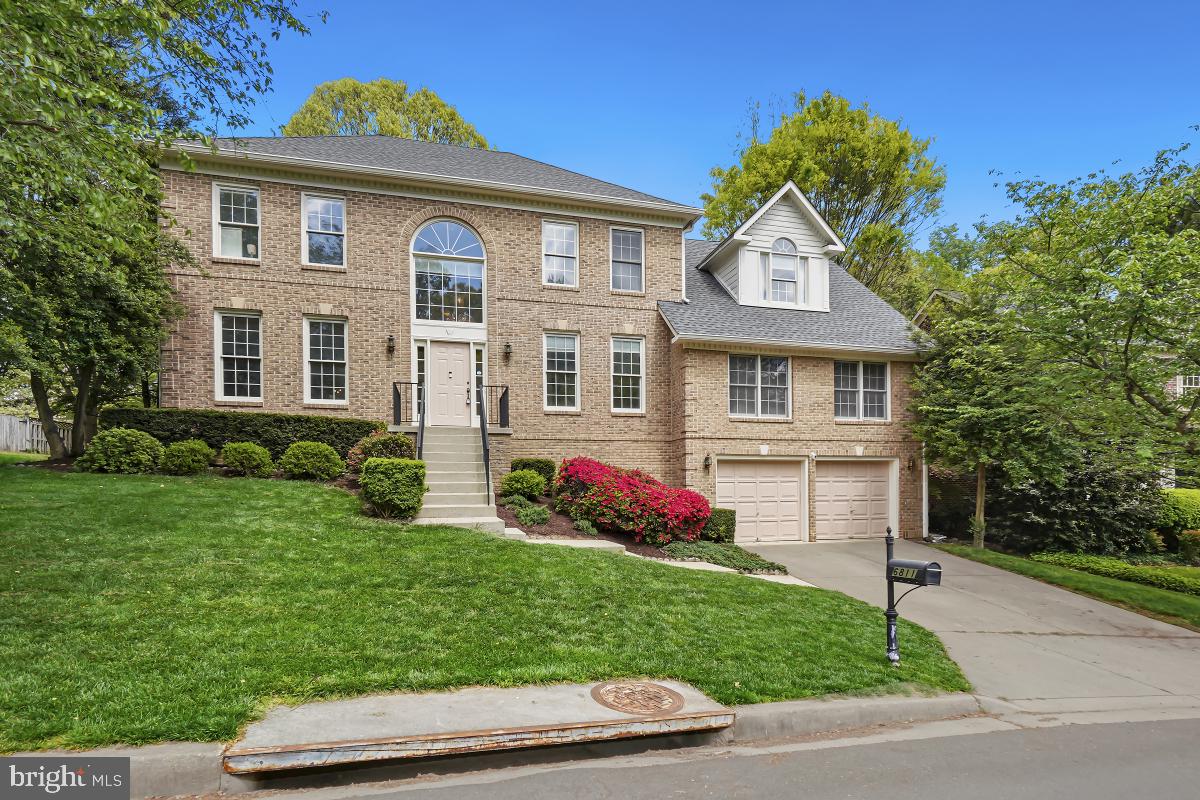 FAIRWAY HILLS - Residential