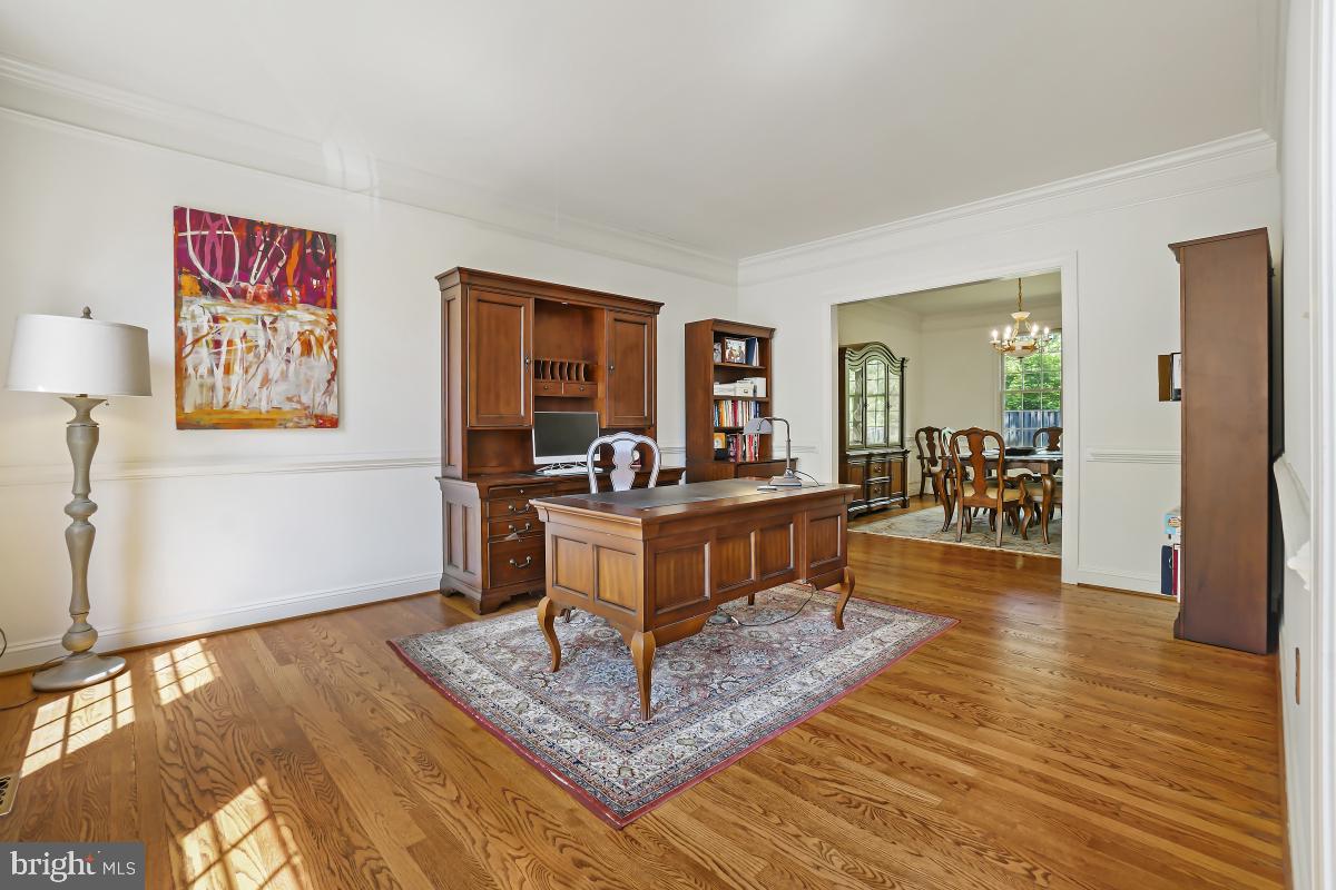 FAIRWAY HILLS - Residential