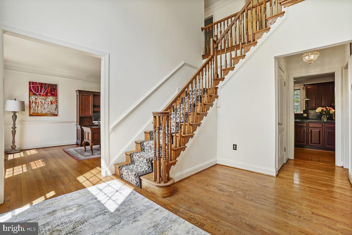 FAIRWAY HILLS - Residential