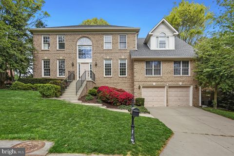 Photo of 6811 RANNOCH RD, BETHESDA, MD 20817 (MLS # MDMC2089774) Photo of 6811 RANNOCH RD, BETHESDA, MD 20817 (MLS # MDMC2089774)