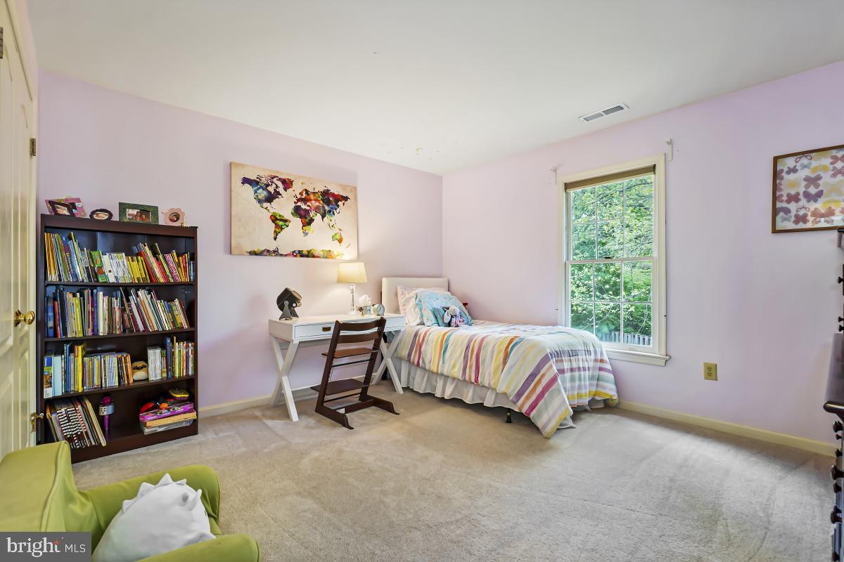 FAIRWAY HILLS - Residential