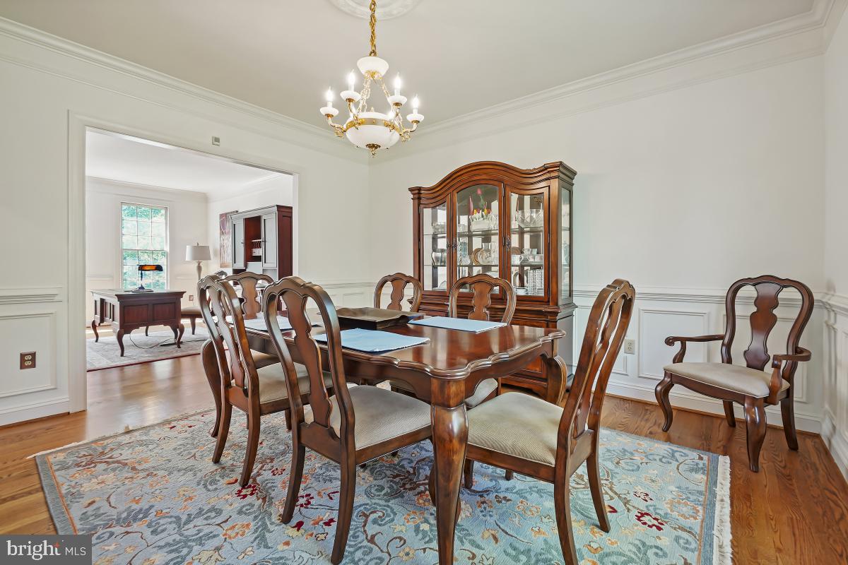 FAIRWAY HILLS - Residential