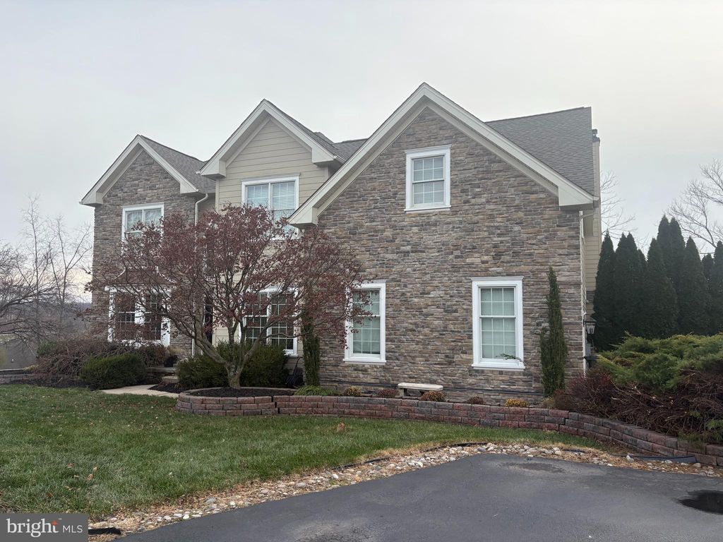 Photo of 1637 Tuckaway Trail, WEST CHESTER, PA 19380 (MLS # PACT2114508)