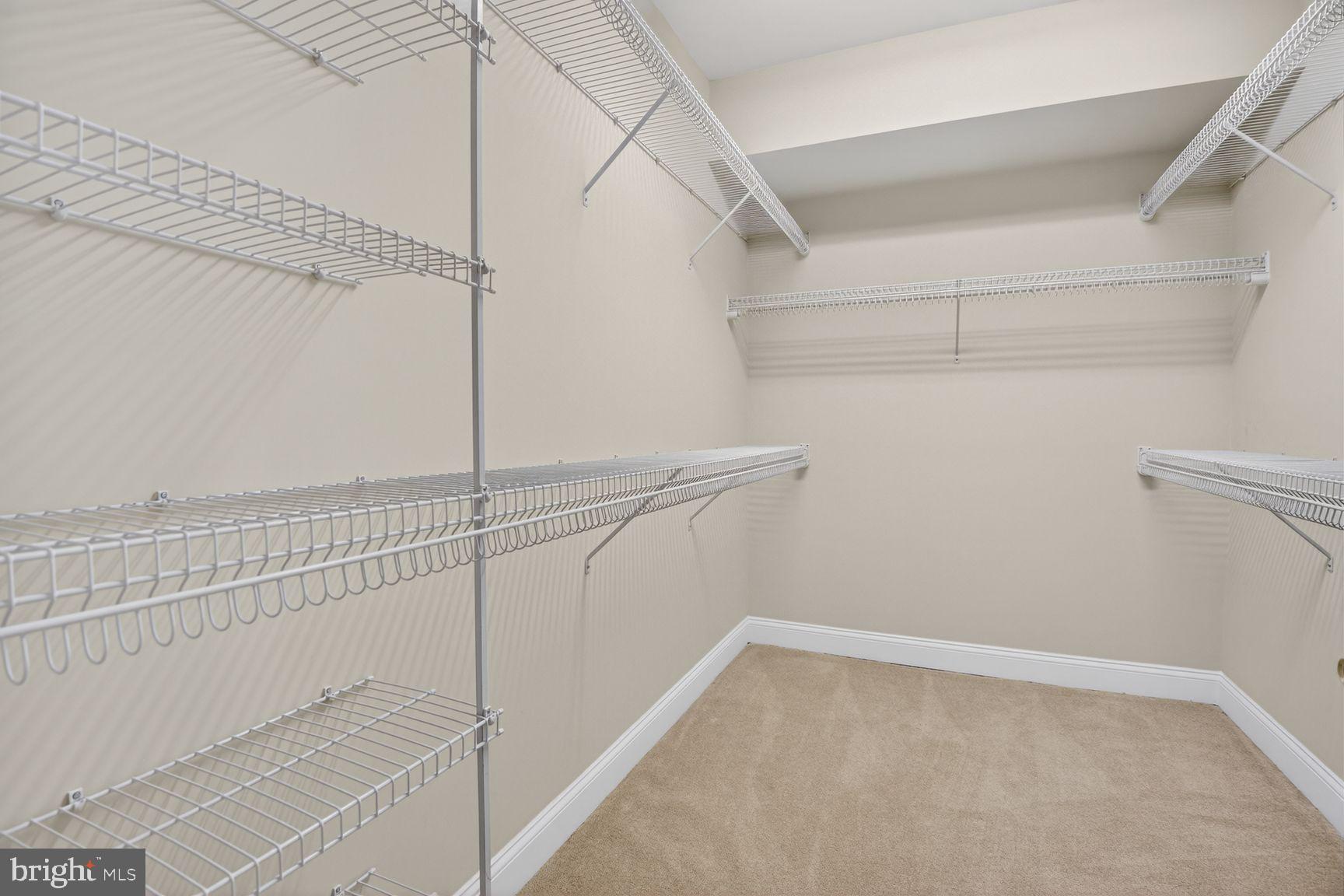 FALLSGROVE - Residential