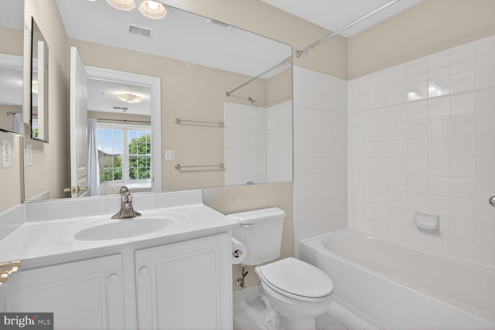 FALLSGROVE - Residential