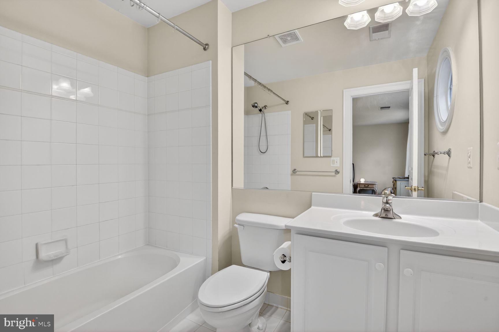 FALLSGROVE - Residential