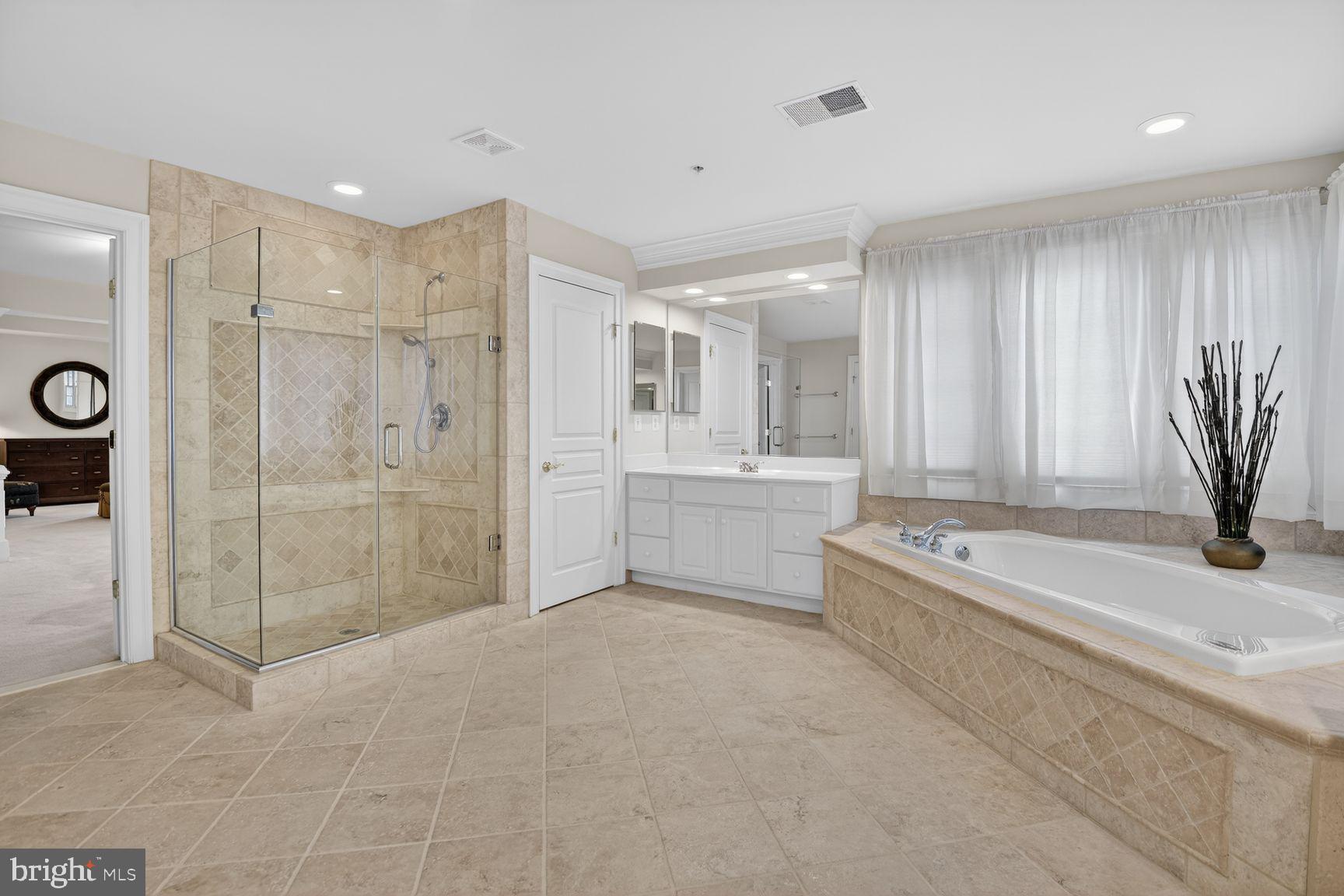 FALLSGROVE - Residential