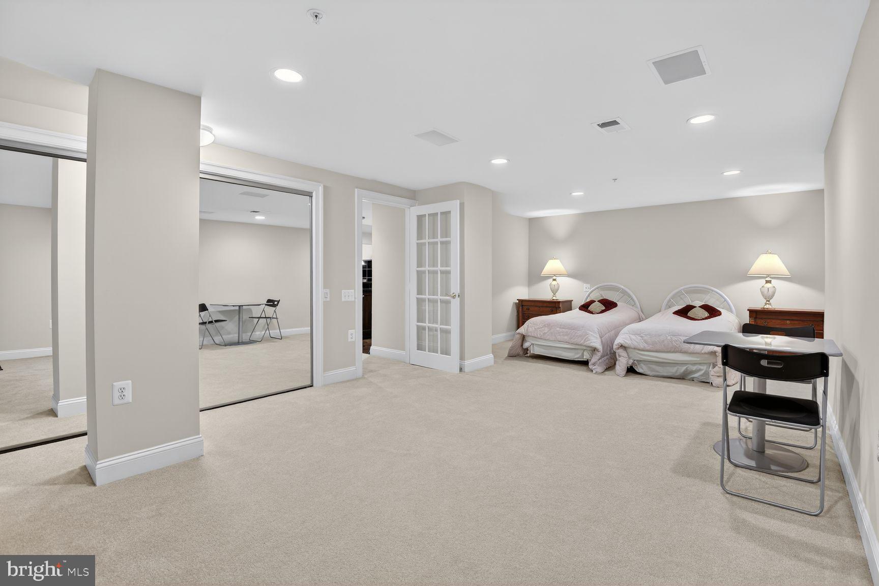 FALLSGROVE - Residential