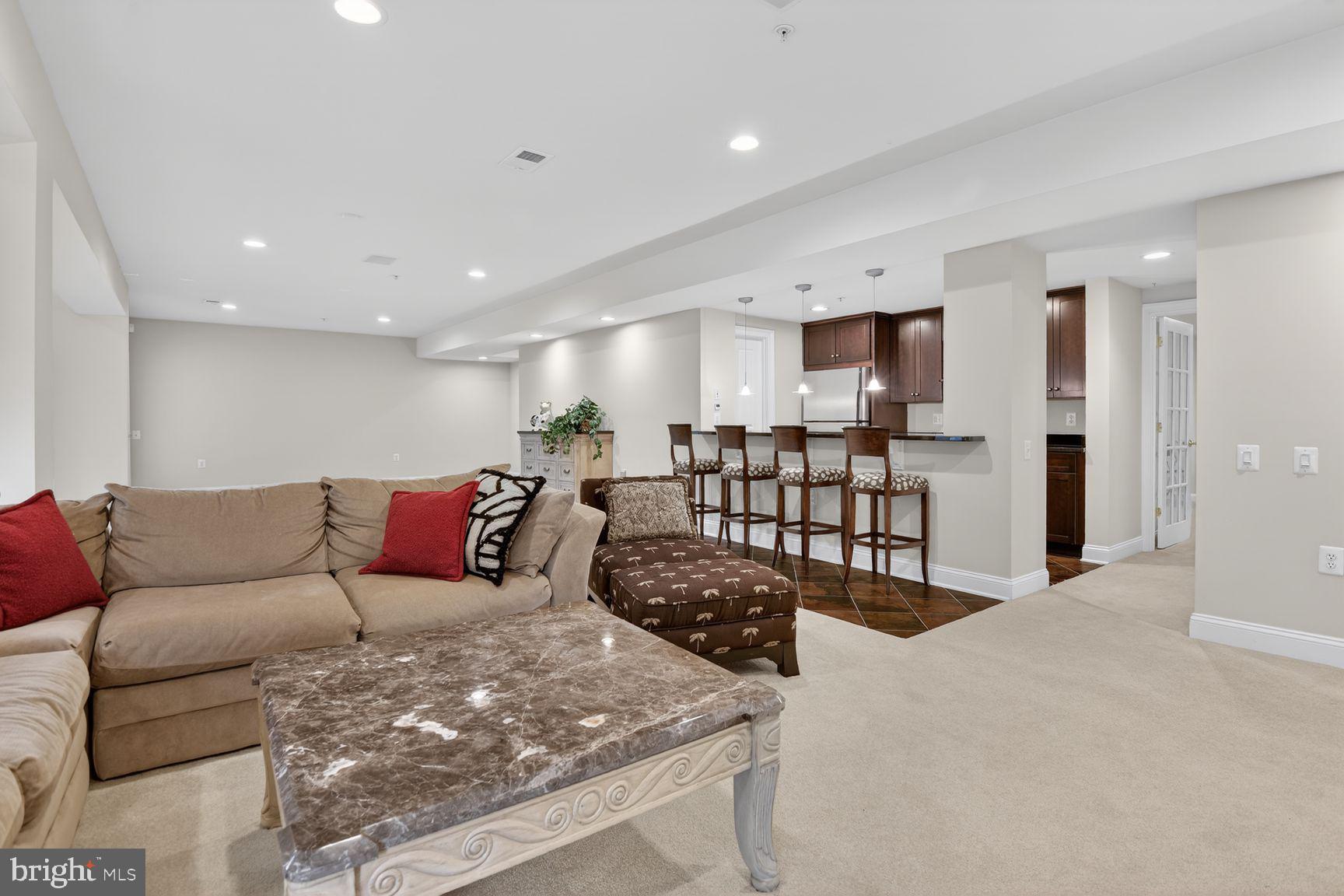 FALLSGROVE - Residential