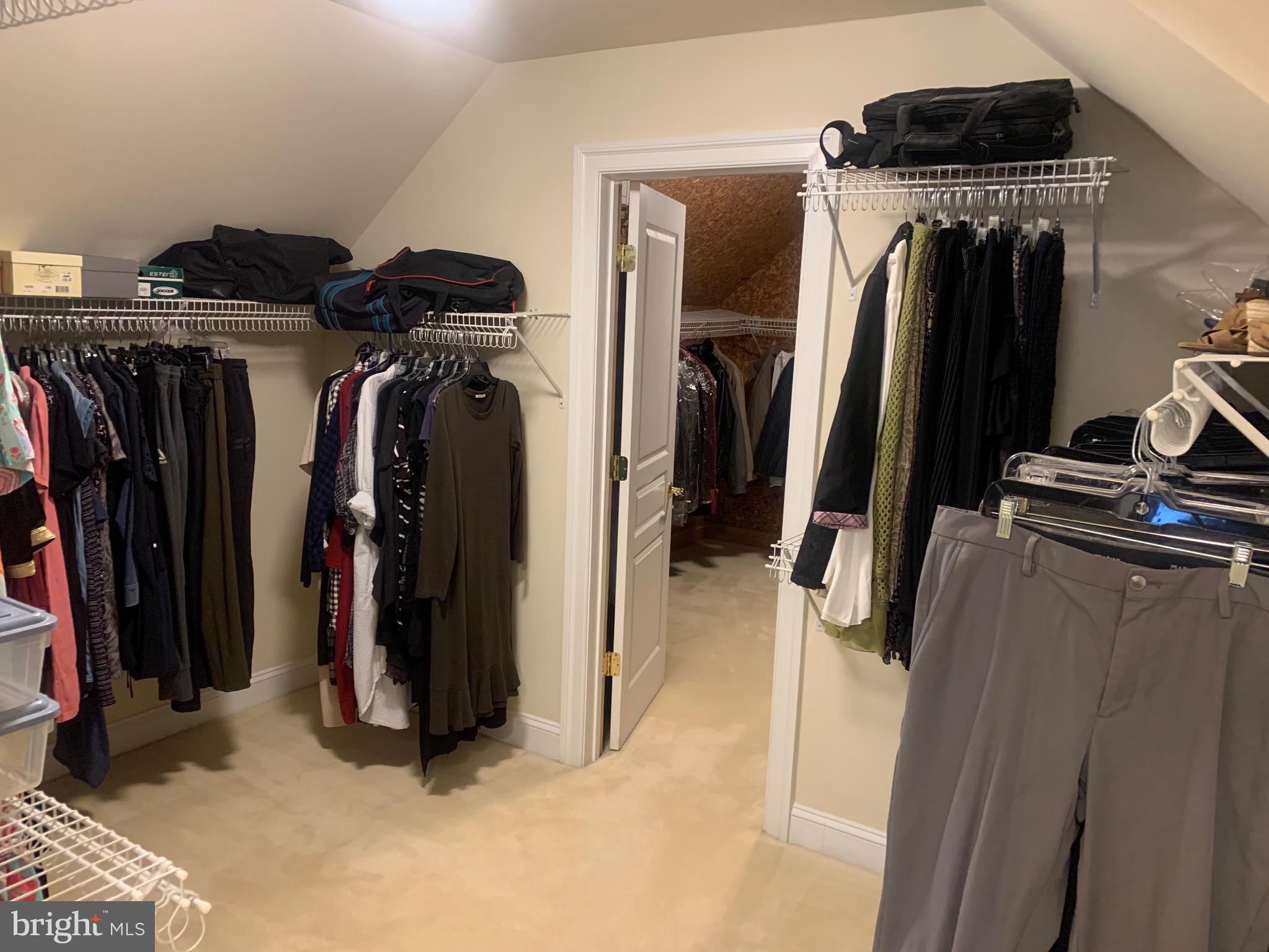 FALLSGROVE - Residential