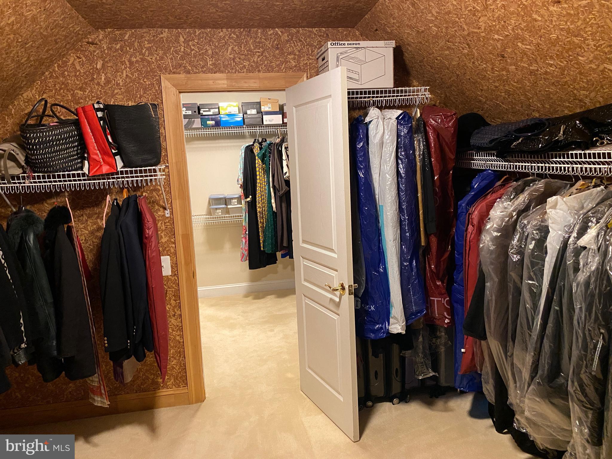 FALLSGROVE - Residential