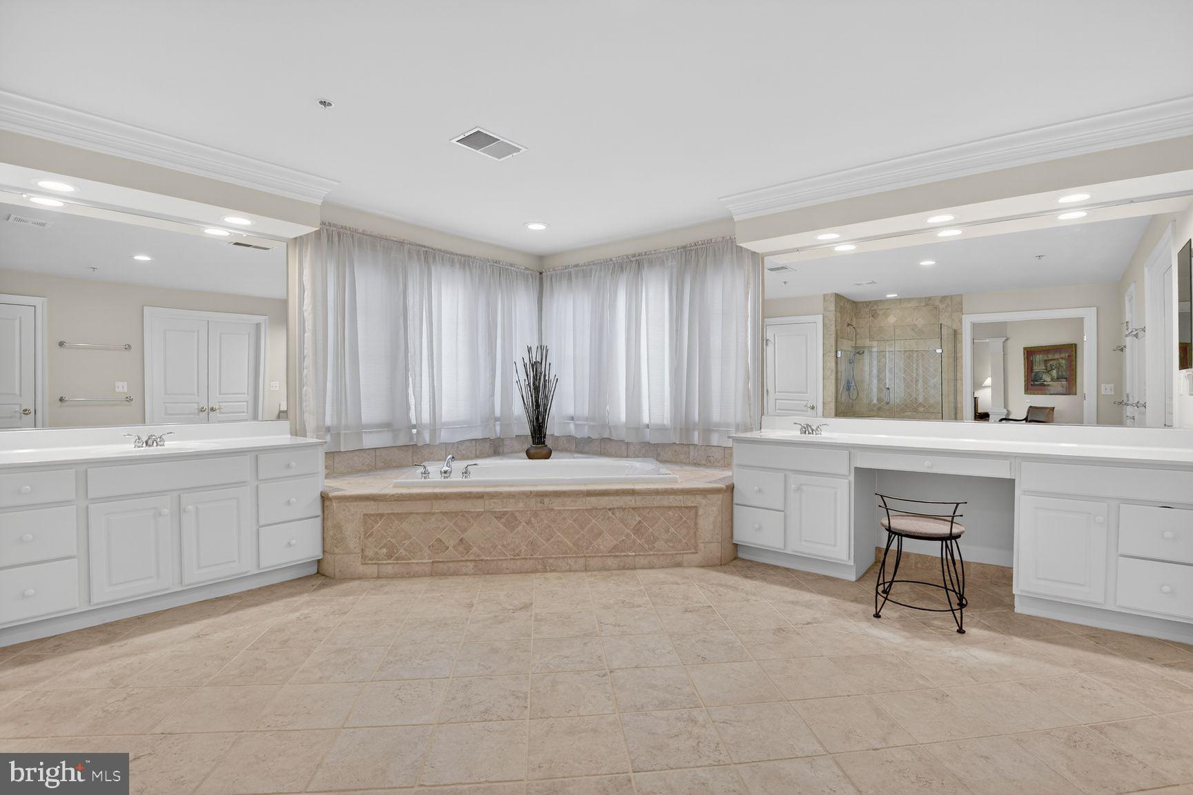 FALLSGROVE - Residential