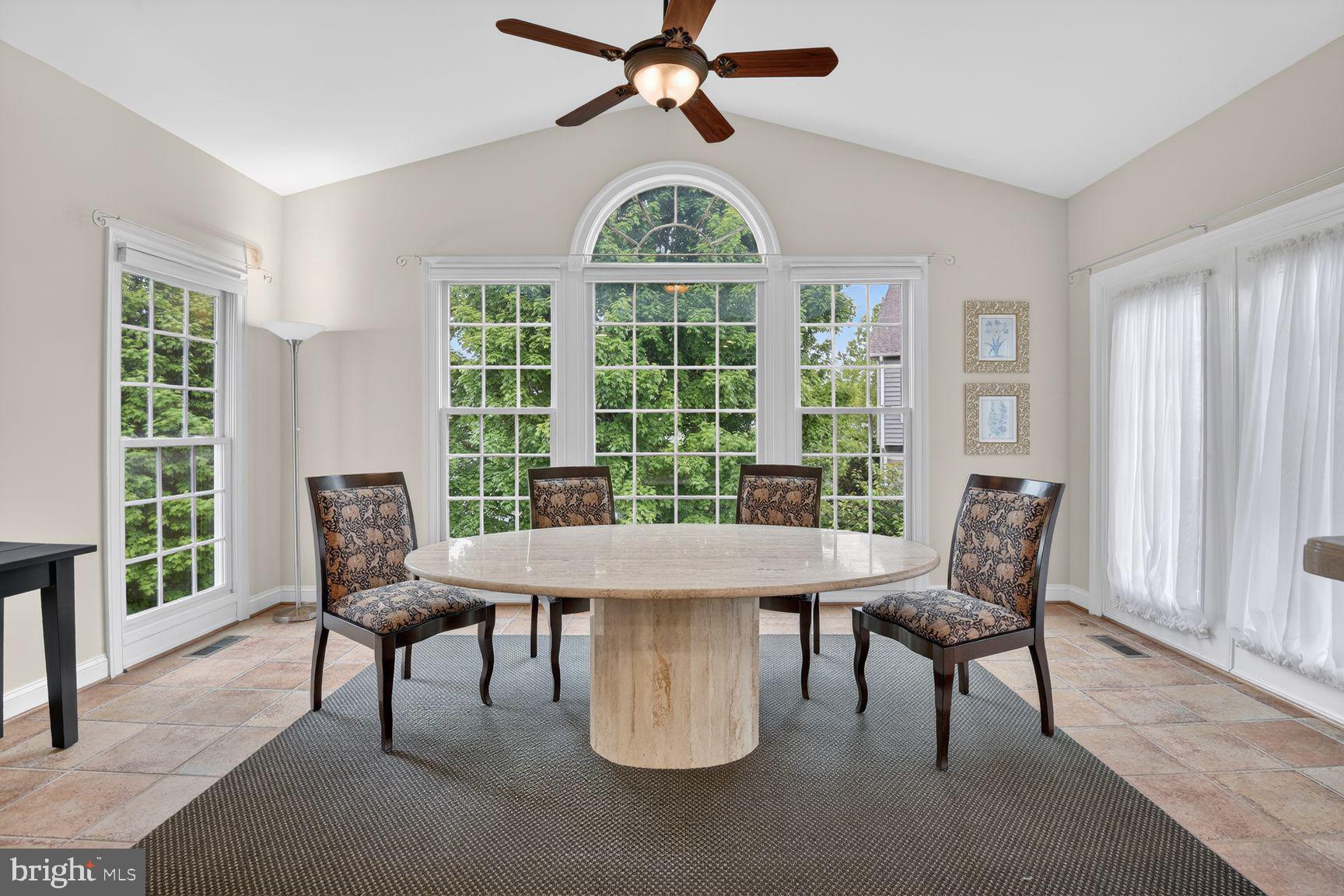 FALLSGROVE - Residential