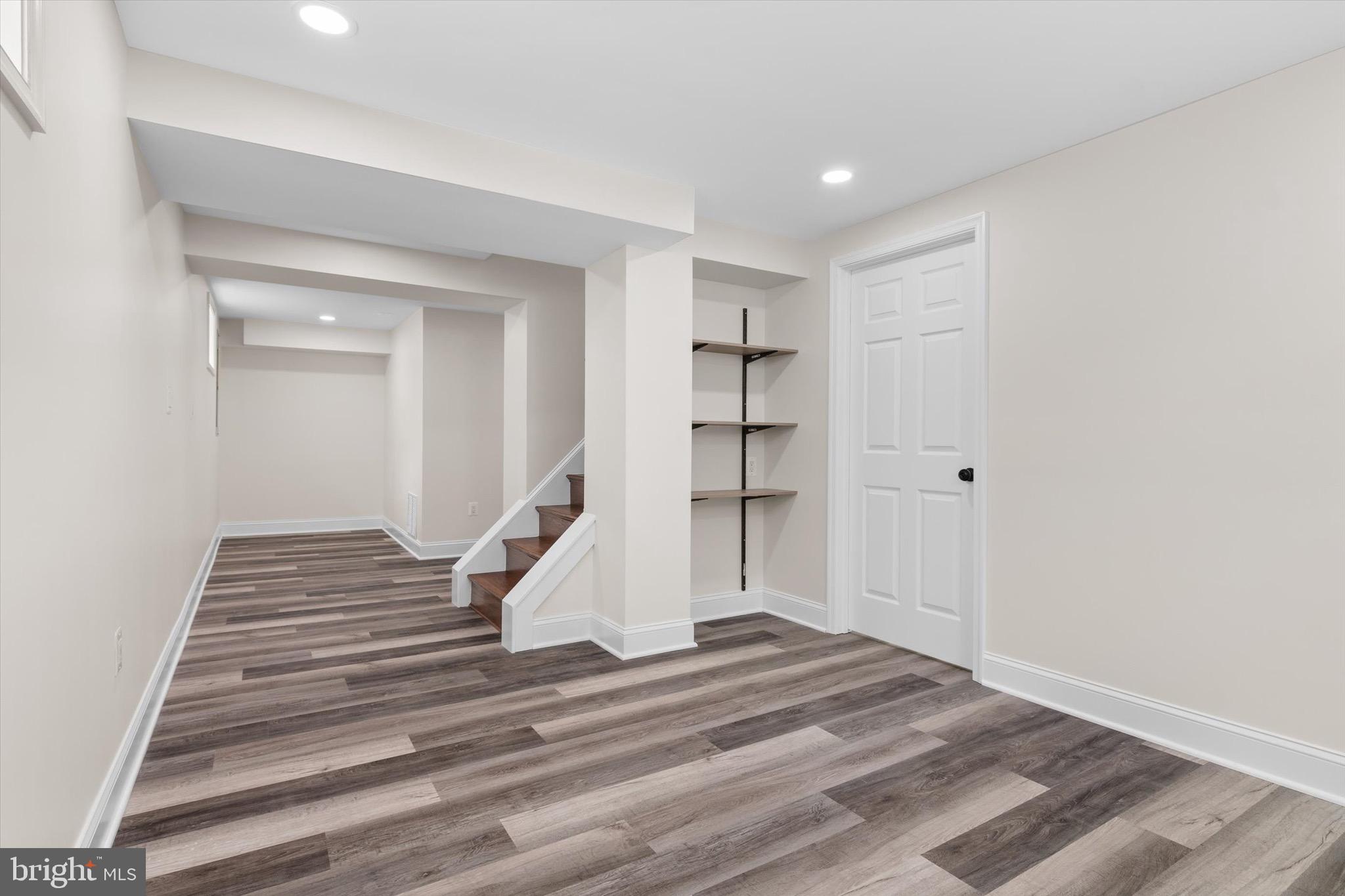 LAWTON MANOR - Residential