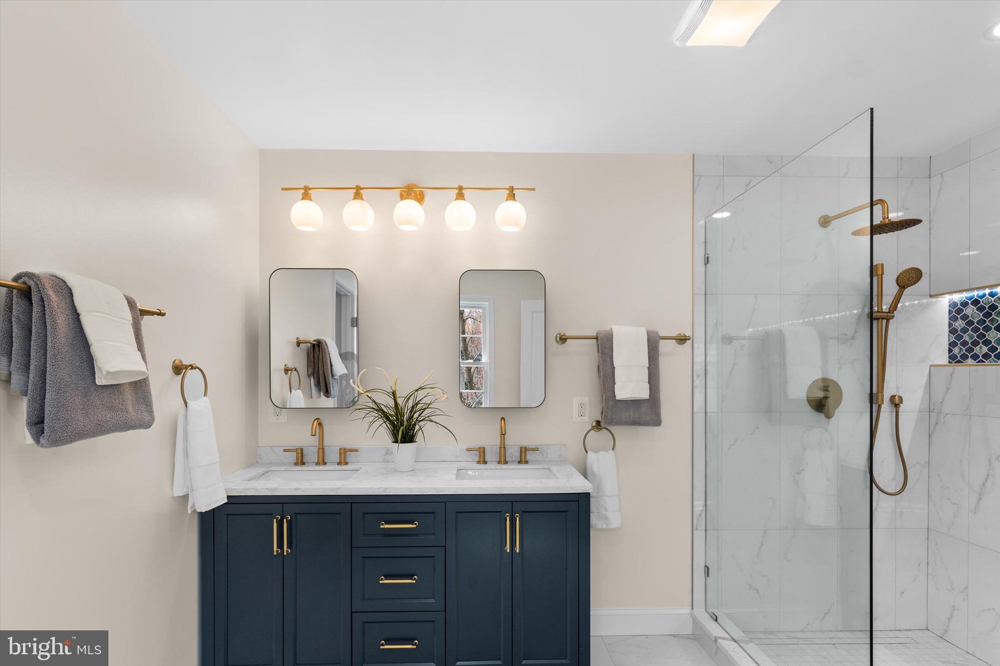 LAWTON MANOR - Residential