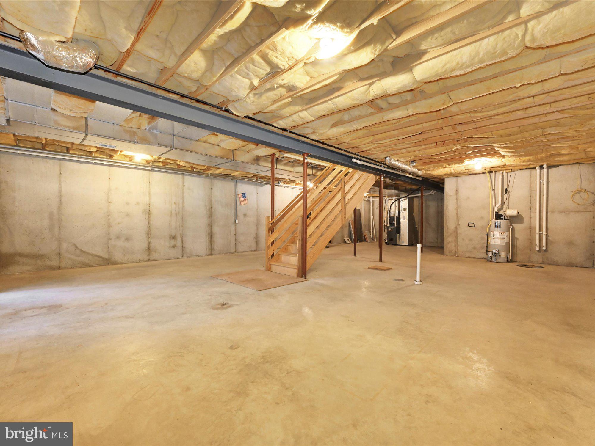 CROSSINGS AT ROCKY SPRING - Residential