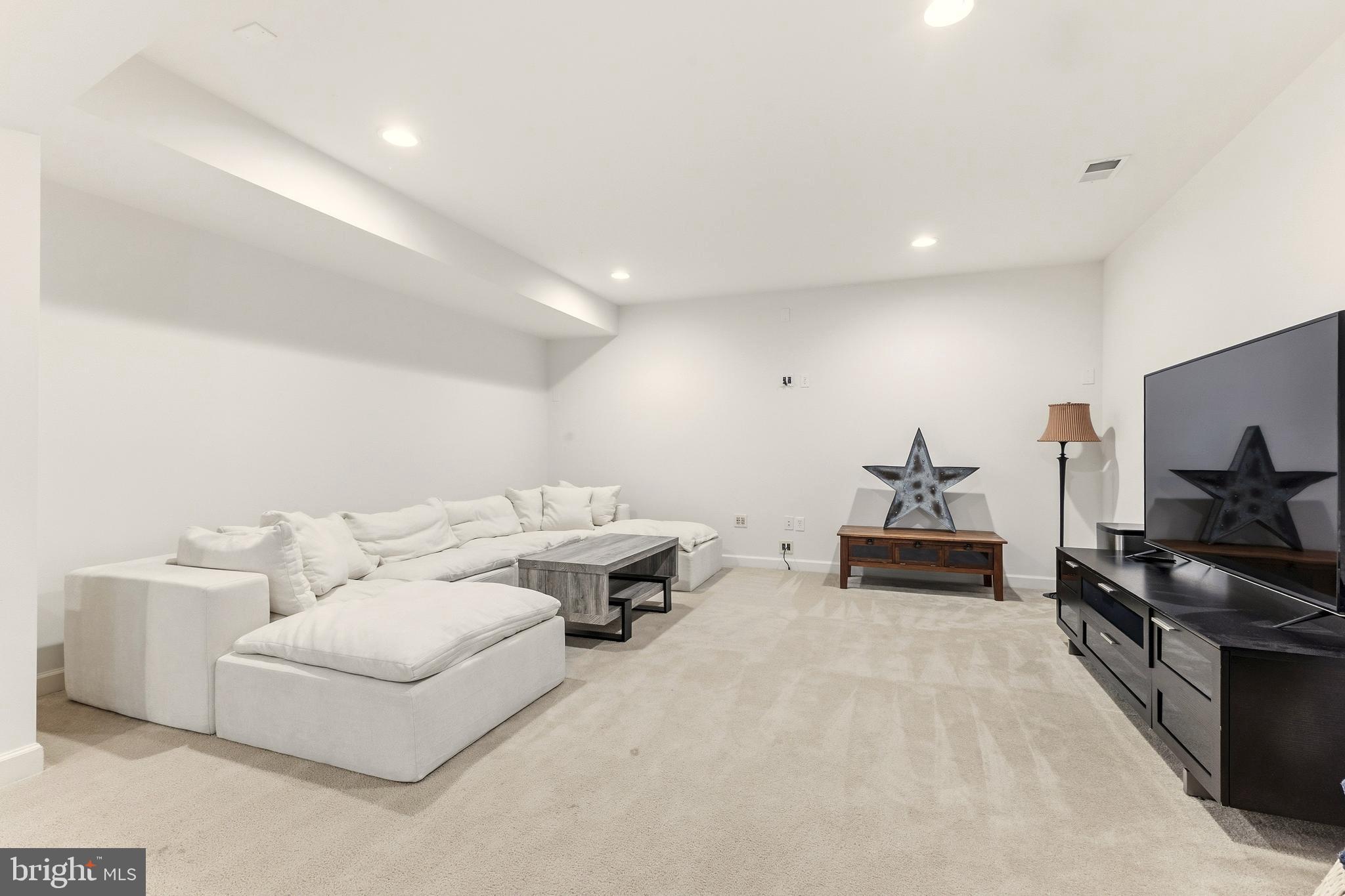 GLENKIRK ESTATES - Residential