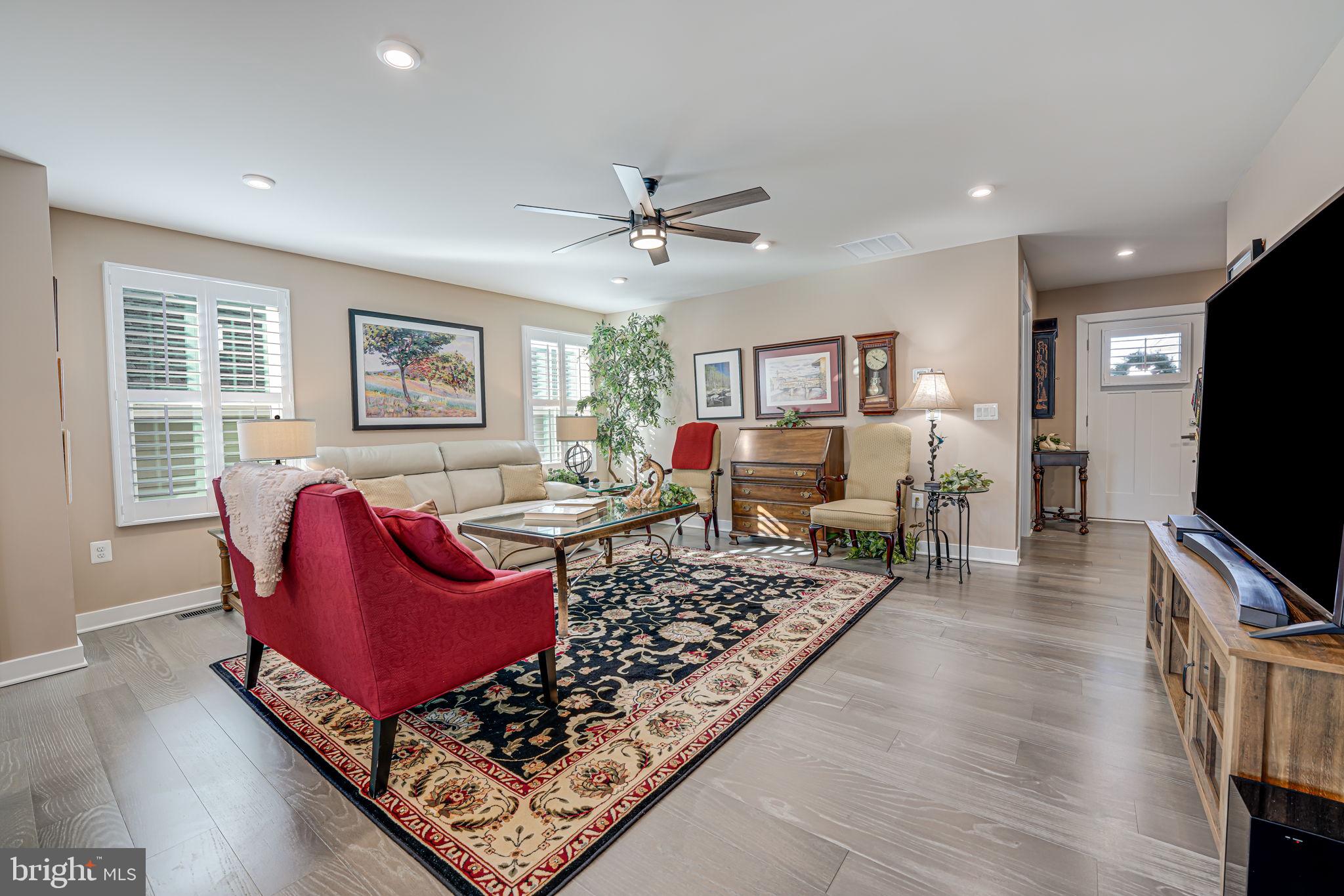 REGENCY AT CHANCELLORSVILLE NORTH - Residential