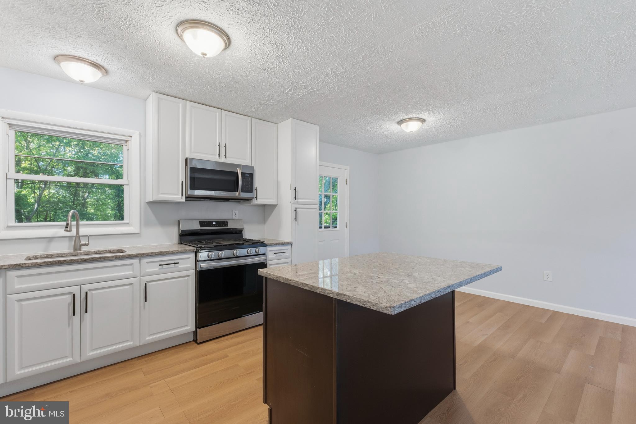 119 JEFFERSON ROAD