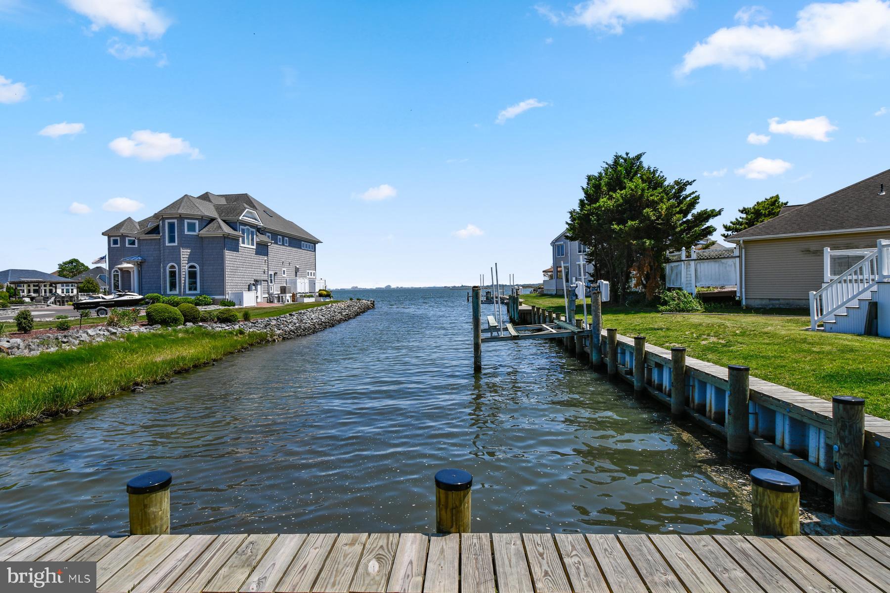 23 MALLARD DRIVE E
