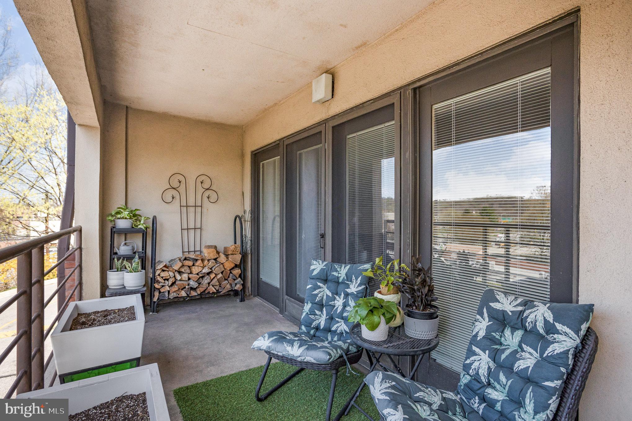 ROLAND PARK - Residential