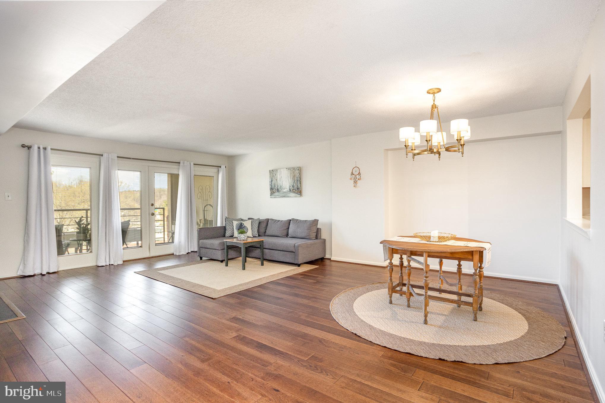 ROLAND PARK - Residential