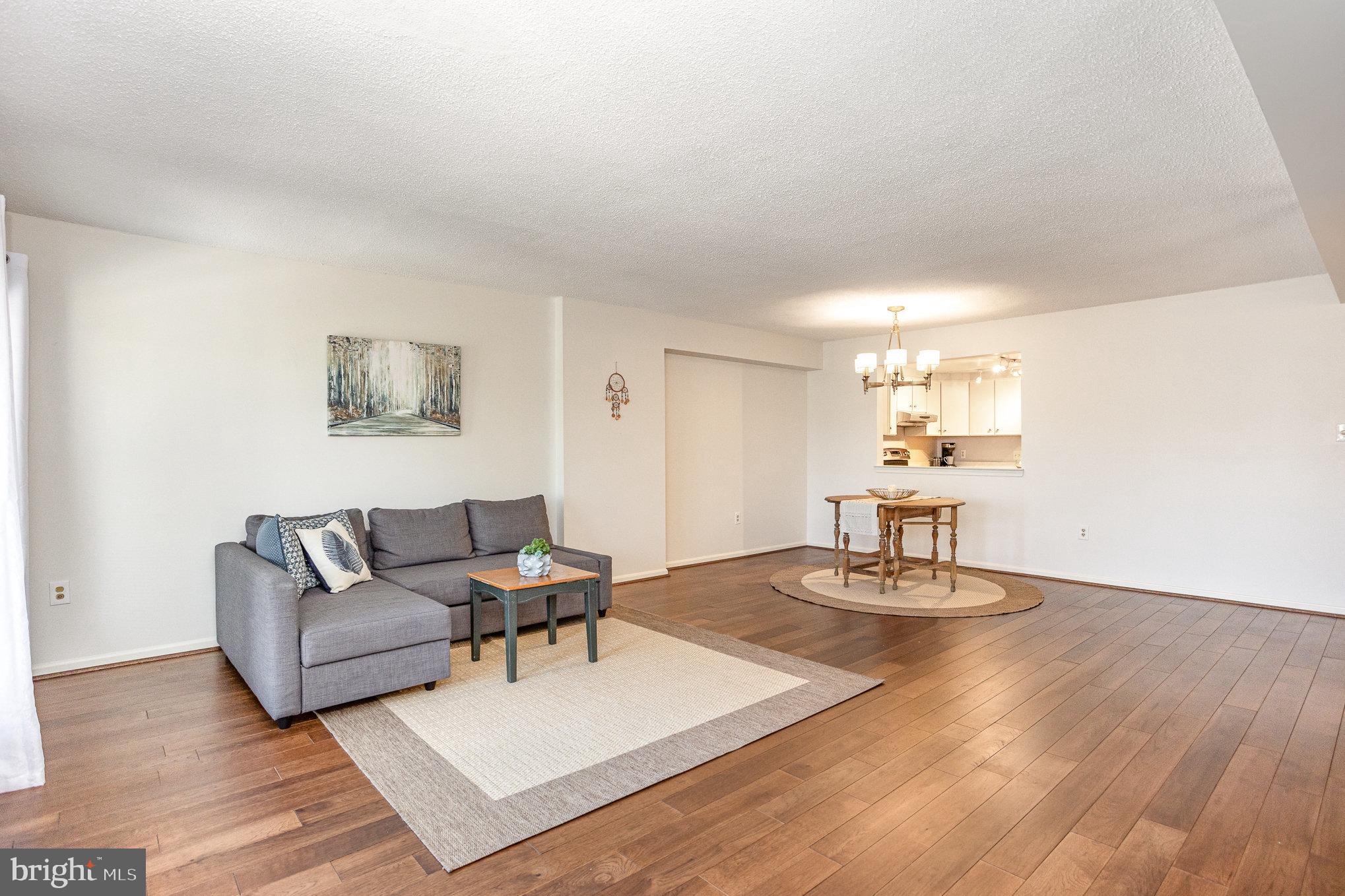 1040 DEER RIDGE DRIVE 112