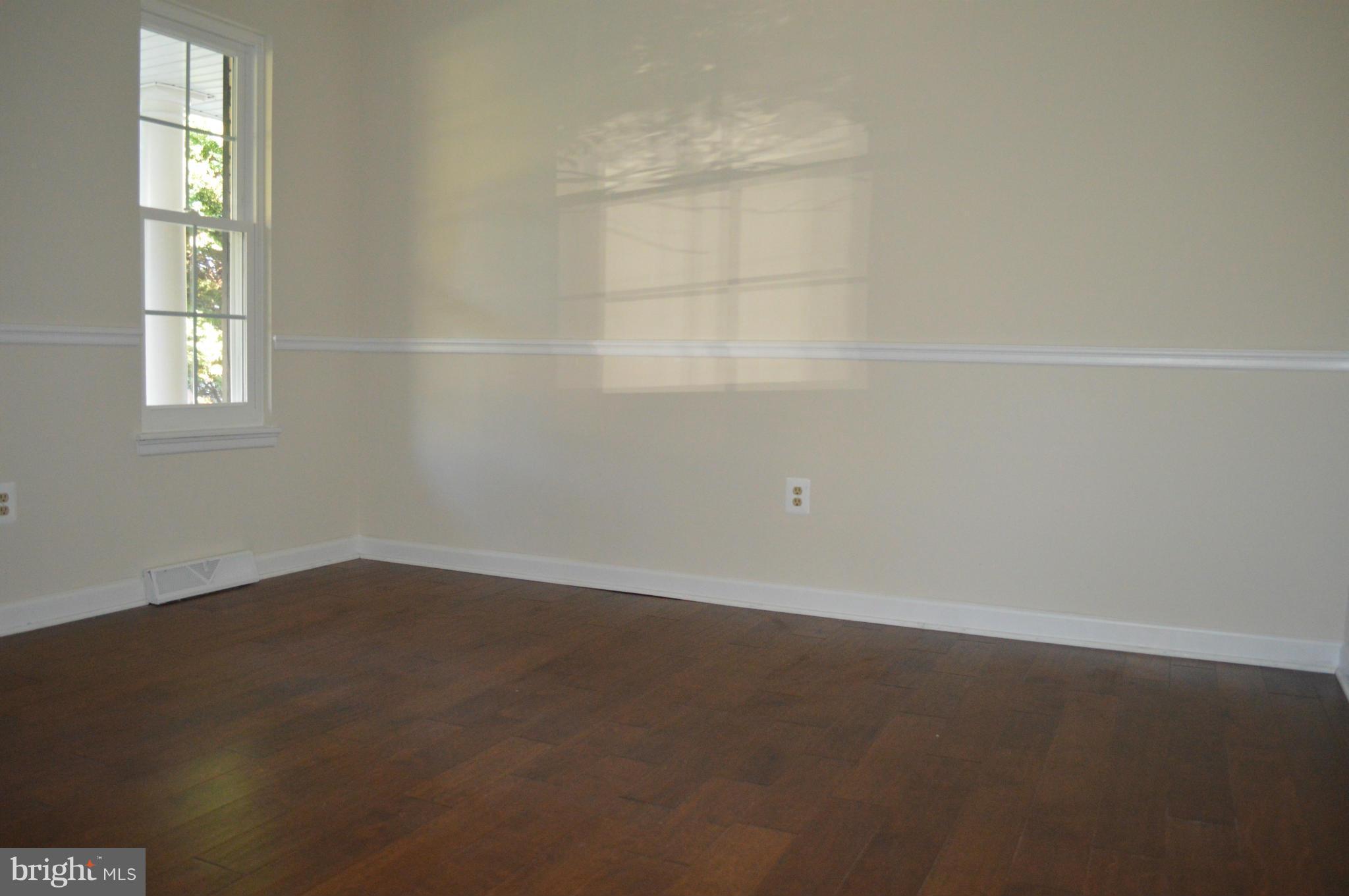 FORT WASHINGTON ESTATES - Residential