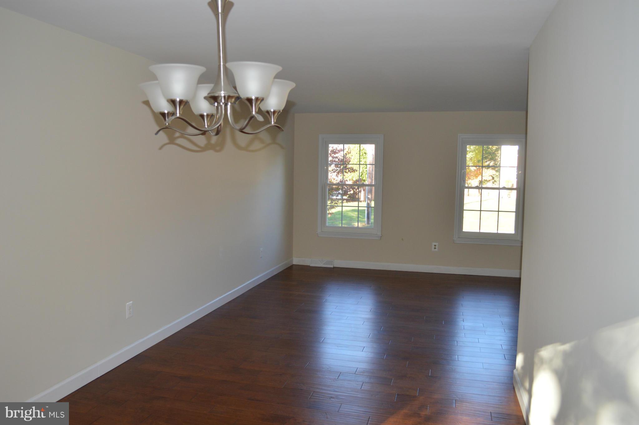 FORT WASHINGTON ESTATES - Residential