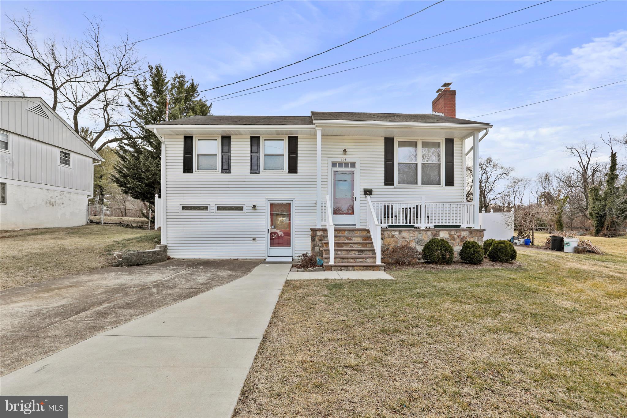 601 HOLLINGSWORTH DRIVE