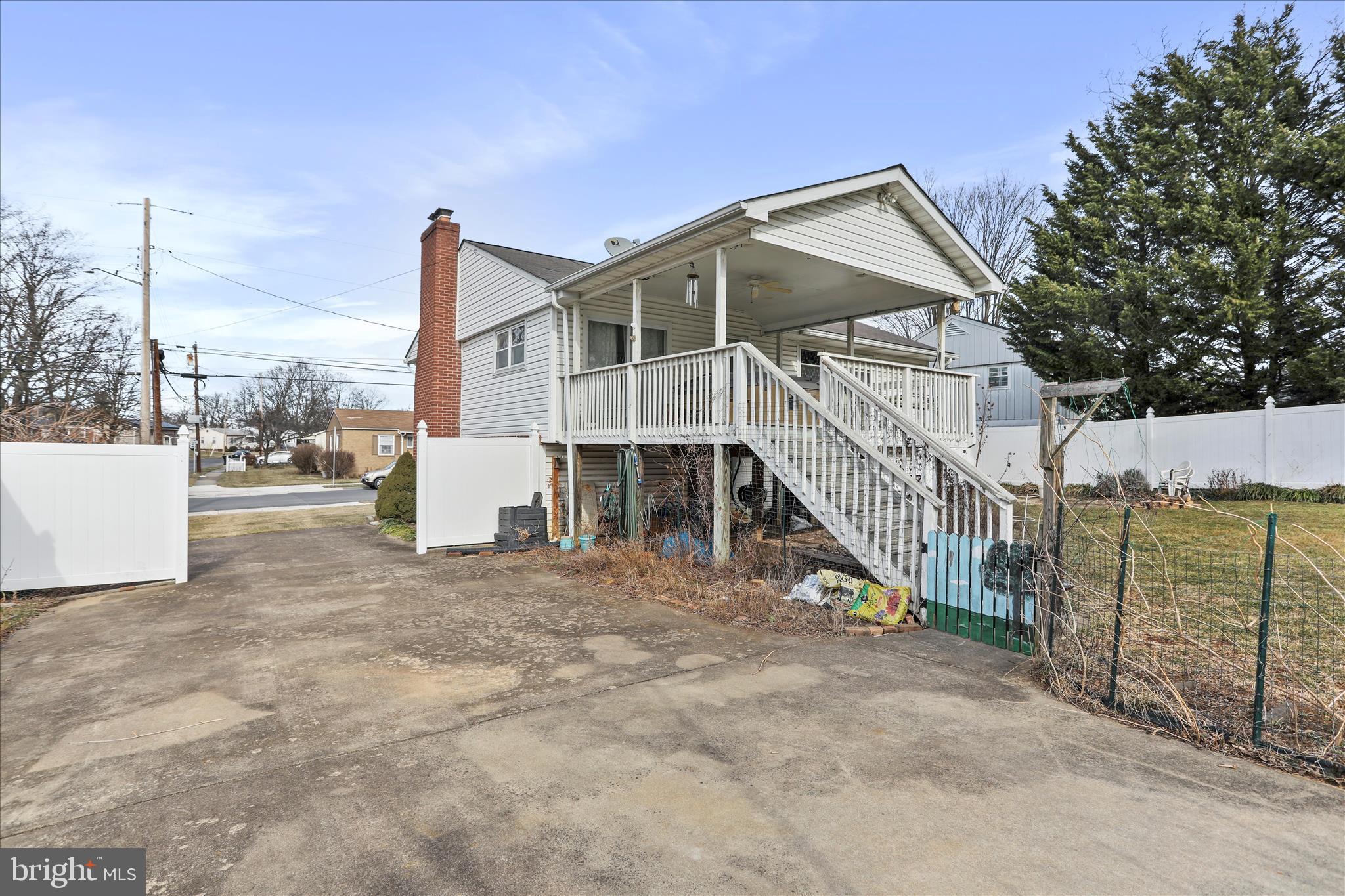 FOREST HILLS - Residential