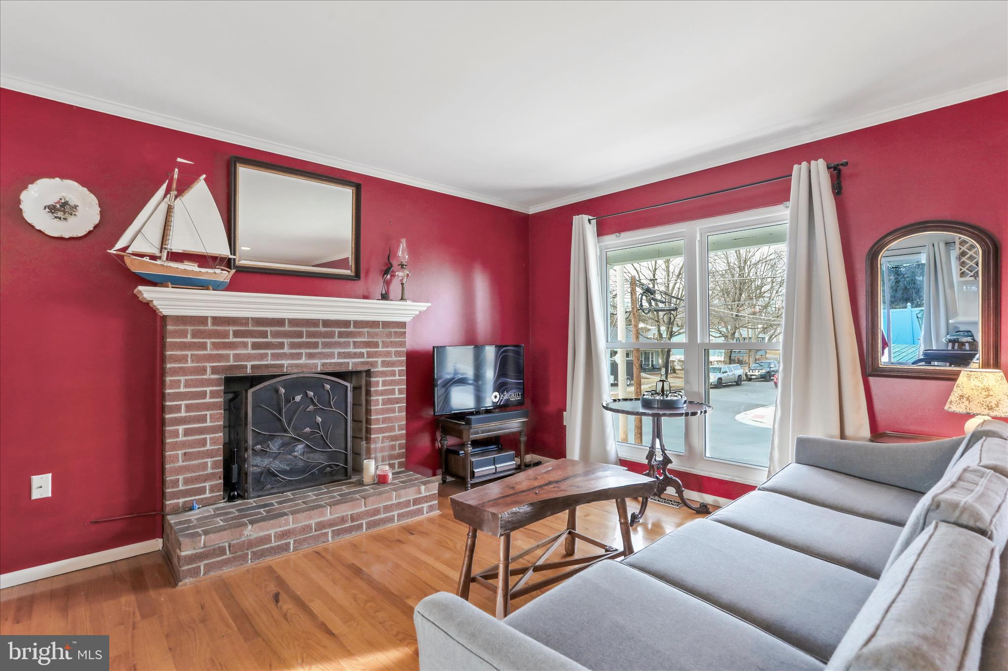 FOREST HILLS - Residential