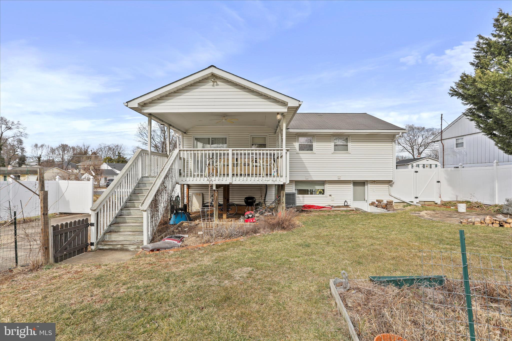 FOREST HILLS - Residential