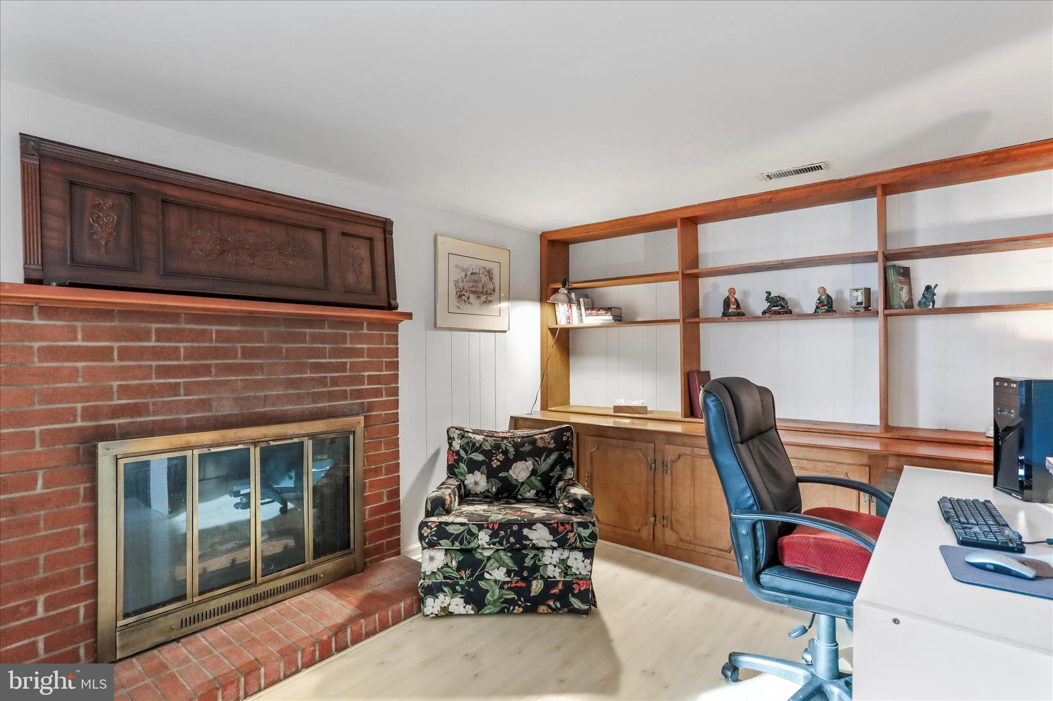 FOREST HILLS - Residential